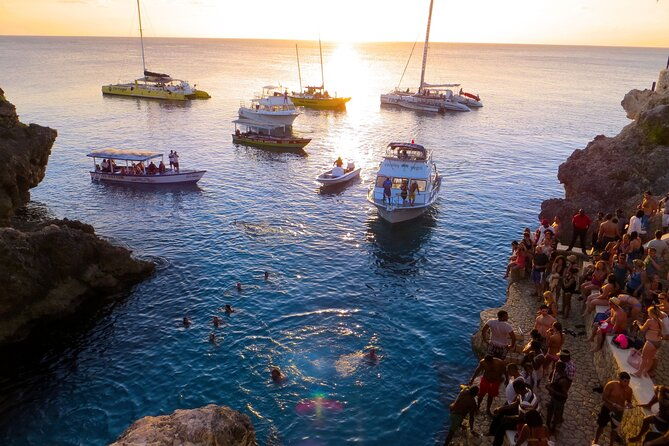 ricks-cafe-and-7-mile-beach-from-montego-bay