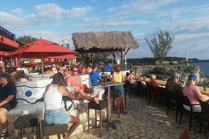 ricks-cafe-and-negril-seven-miles-beach-irie-tour