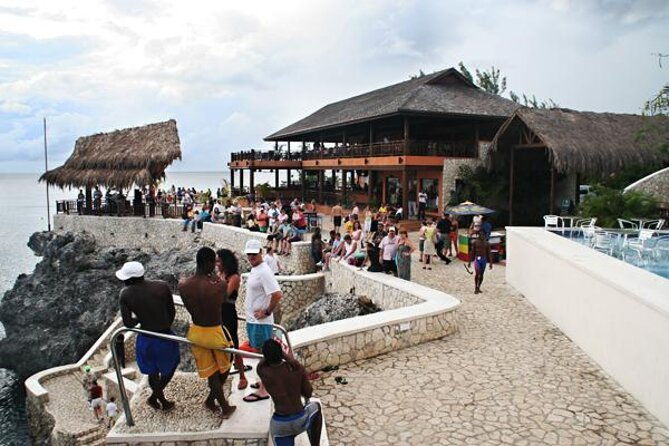 ricks-cafe-and-seven-mile-beach-negril-private-guided-tour
