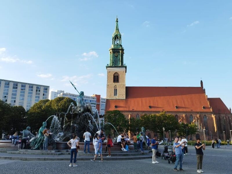 rickshaw-private-driver-shared-guide-berlin-highlights