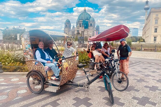 rickshaw-private-sightseeing-city-tour-berlin