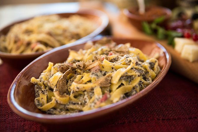 ride-an-e-bike-along-the-appian-way-from-rome-to-castel-gandolfo-2