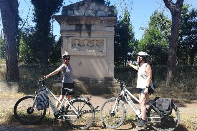 ride-an-e-bike-along-the-appian-way-from-rome-to-castel-gandolfo