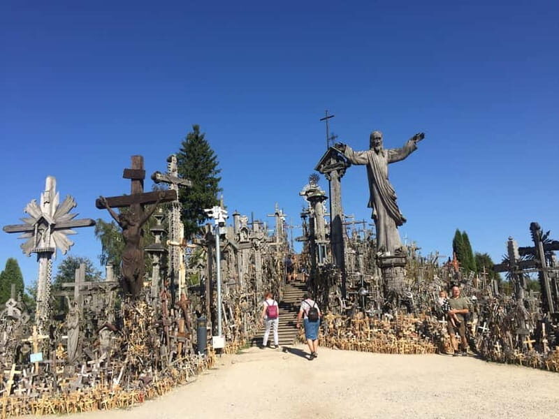 Riga: Bauska Castle, Rundale Palace and Hill of Crosses Trip - FAQs