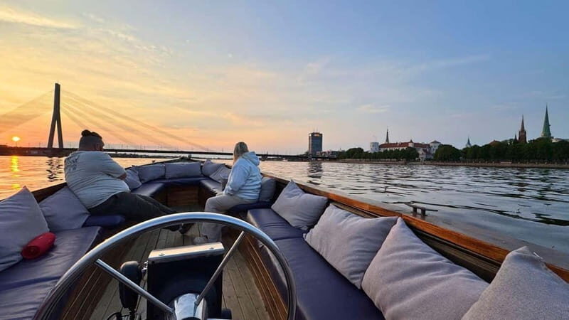 Riga: Canal and Daugava River Boat Tour with Welcome Drink - Authentic Feedback from Travelers