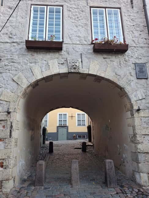 Riga: Discover the hidden pearls of Riga ! - Why Choose This Tour?