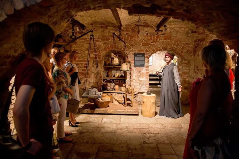 Riga: Entrance Ticket - House of the Black Heads - Practical Details and Tips