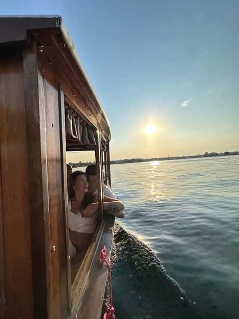 Riga: Evening or Sunset Boat Tour with Welcome Drink - What to Expect During the Cruise