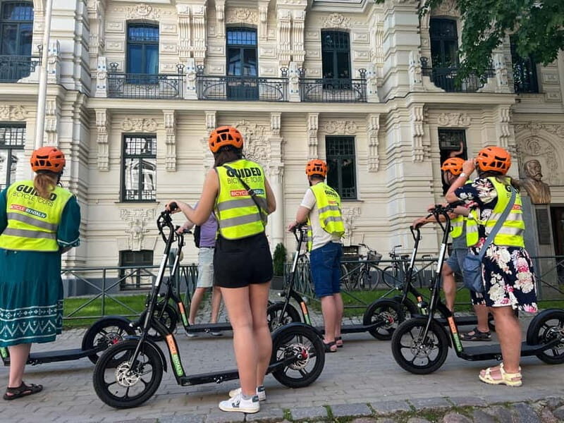 Riga Highlight Big wheel e-scooter Group or Private tour - What Makes This Tour Stand Out?