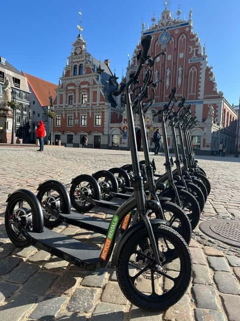 Riga Highlight Big wheel e-scooter Group or Private tour - What Reviewers Say