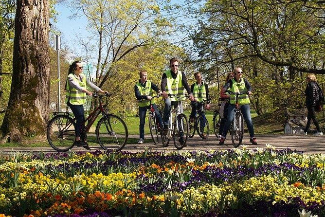 riga-highlights-bike-tour