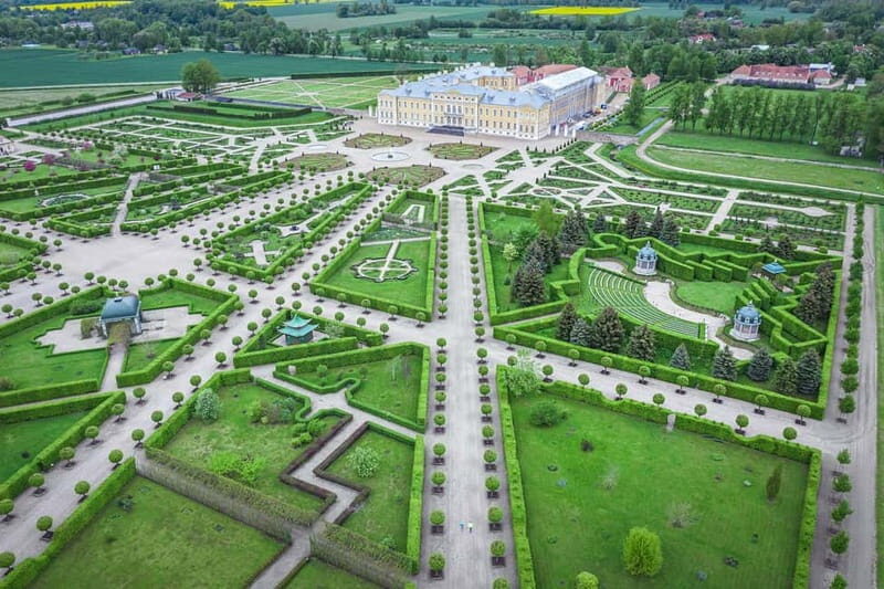 Riga: Hill of Crosses, Rundle Palace, & Bauska Castle Tour - The Sum Up: Who Should Consider This Tour?
