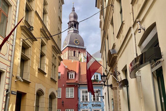 riga-old-town-c-market-art-nouveau-guided-walking-tour