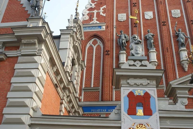 Riga: Old Town Walking Tour with Art Nouveau Highlights - Frequently Asked Questions