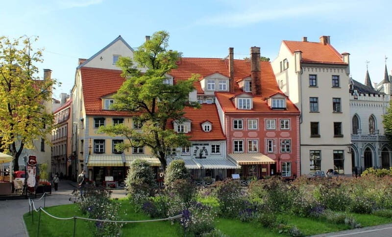 Riga: Private Old Town Walking Tour - Who Should Consider This Tour?