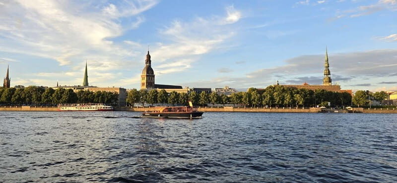 Riga: Private VIP Boat Tour on the Daugava River - A Closer Look at the Itinerary and Sights