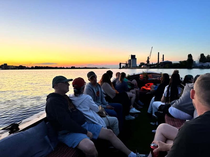Riga: Sightseeing Cruise with Welcome Drink and Audio Guide - The Experience and Atmosphere