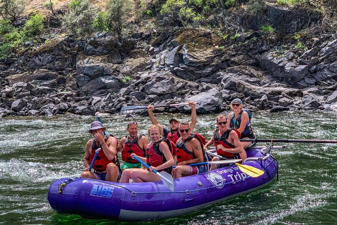 riggins-idaho-half-day-rafting-trip-on-the-salmon-river-2