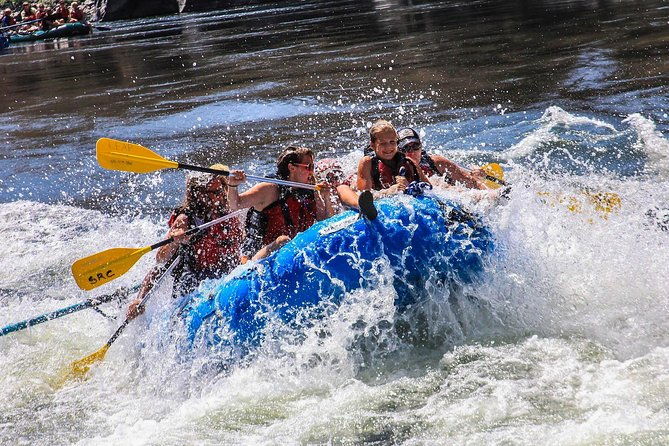 riggins-idaho-half-day-rafting-trip-on-the-salmon-river