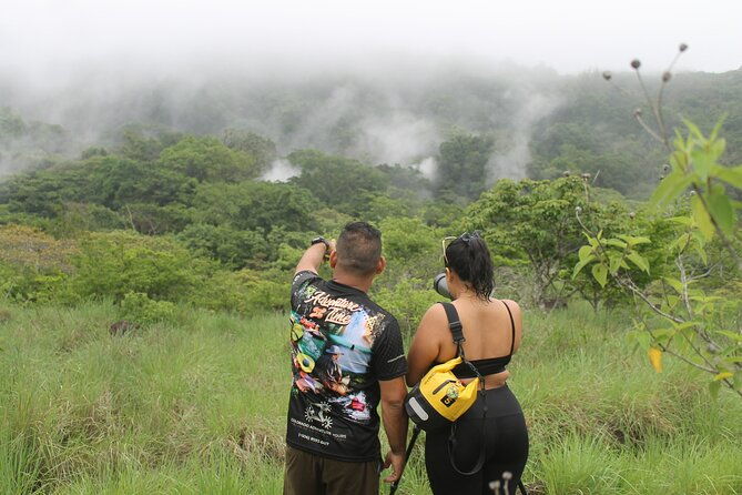 rincon-de-la-vieja-volcano-hike-hot-springs-full-day