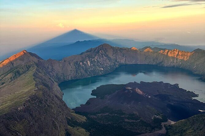Rinjani Summit 2 days 1 night - Exploring the Rinjani Summit 2 Days 1 Night Trek: An Authentic Adventure in Lombok