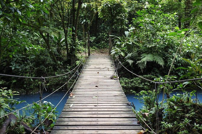 rio-celeste-nature-hike