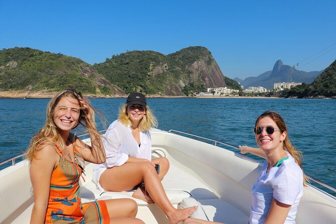 rio-de-janeiro-boat-tour-with-beer