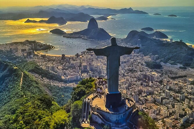 rio-de-janeiro-helicopter-flight-in-christ-the-redeemer-30-min