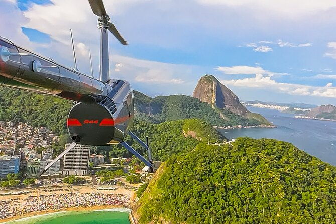 rio-de-janeiro-helicopter-flight-in-christ-the-redeemer-30-min
