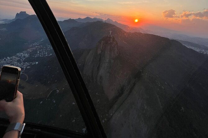 rio-de-janeiro-helicopter-flight-without-doors-christ-the-redeemer
