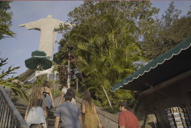 rio-de-janeiro-jeep-tour-corcovado-forest-and-santa-teresa