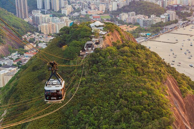 rio-de-janeiro-private-day-tour-with-sugarloaf-and-corcovado