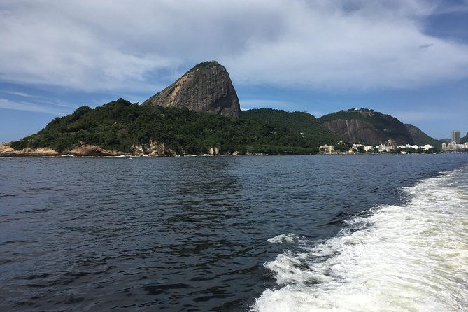 rio-de-janeiro-super-saver-guanabara-bay-cruise-with-barbecue-lunch-and-christ-redeemer-with-selaron-steps-and-sugar-loaf