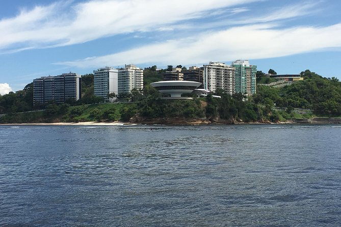 rio-de-janeiro-super-saver-guanabara-bay-cruise-with-barbecue-lunch-and-christ-redeemer-with-selaron-steps-and-sugar-loaf