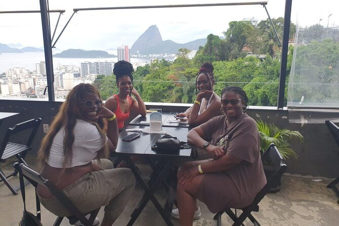 rio-favela-tour-why-a-favela-tour-should-be-on-your-bucket-list