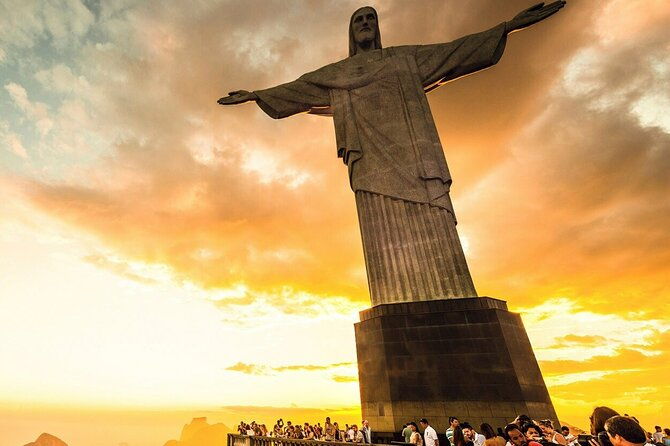 rio-sunset-tour-sugarloaf-christ-the-redeemer-cathedral-and-selaron