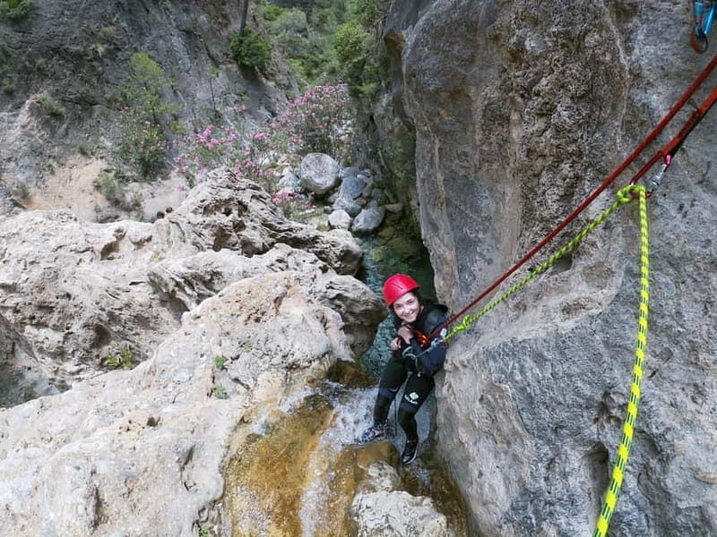 Río Verde from Granada: Canyoning experience. - What to Bring and Wear