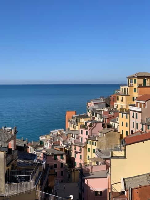 Riomaggiore: Pasta and Tiramisù Cooking Class - Who Should Book This Experience?