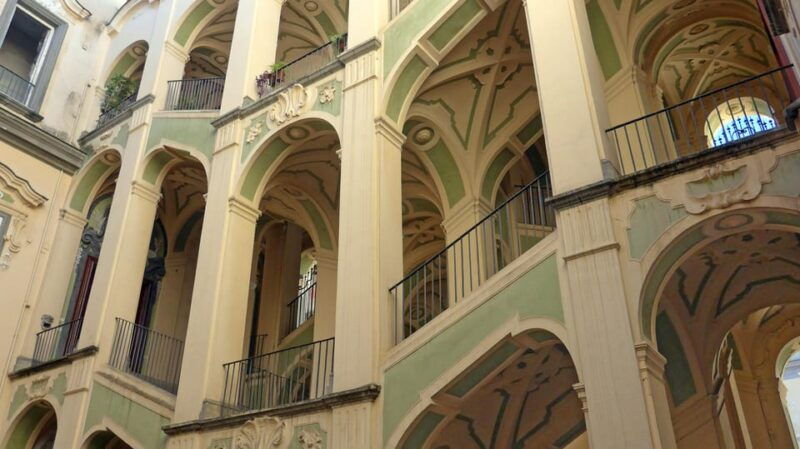 rione-sanita-tour-among-street-art-architecture-folklore