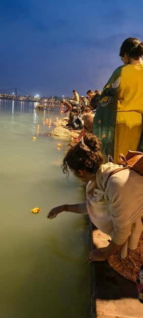 Rishikesh: Guided Walk Tour with Ganga Aarti Ceremony - Exploring the Itinerary in Detail