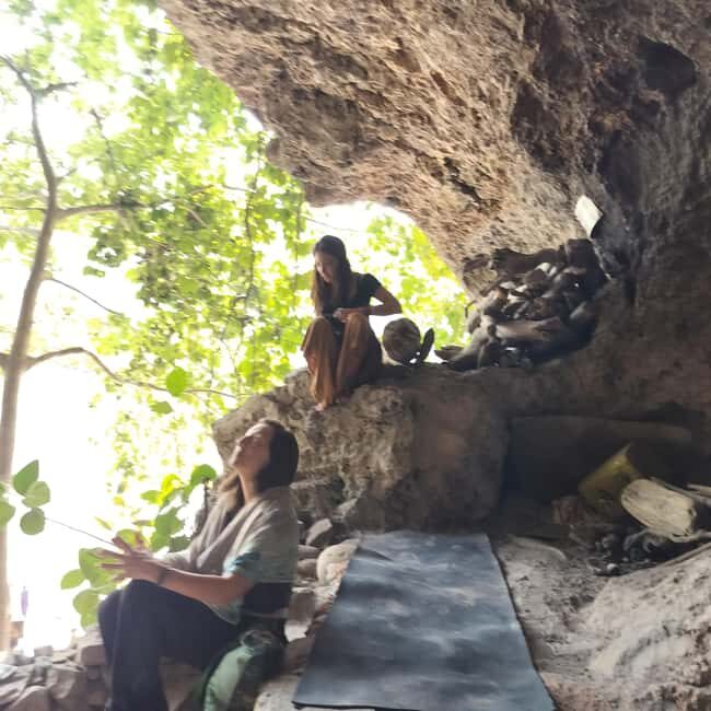 Rishikesh: Vashisht Cave, Neer Waterfall, and Ganga Aarti - FAQ