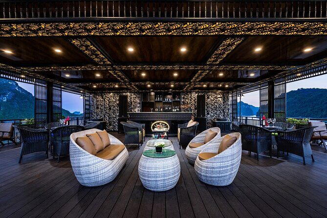 Rita Halong and Lan Ha Bay Cruise 2 Days 1 Night Scenic Journey - Key Points