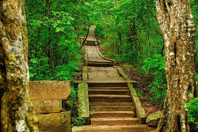 Ritigala, Kala Wewa and Namal Uyana from Sigiriya - Key Points