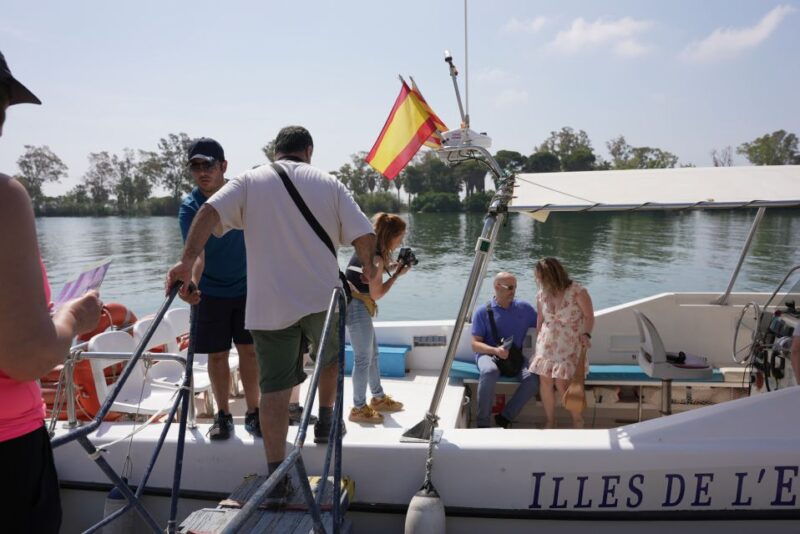 riumar-ebro-delta-cruise-and-jeep-tour-with-mussels-tasting