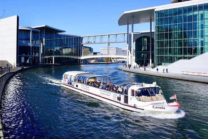 river-cruise-with-tour-guide-bilingual-german-english
