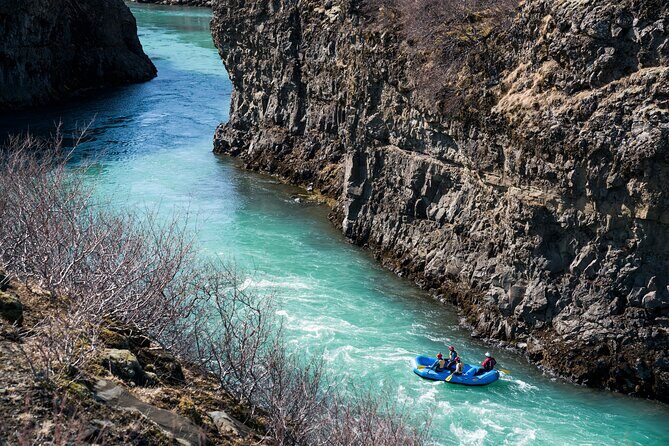 River Rafting on the Golden Circle - River Rafting on the Golden Circle: A Refreshing Icelandic Adventure