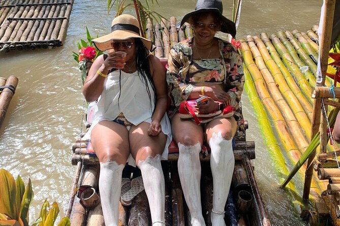 river-rafting-with-limestone-massage-ricks-cafe-from-montego-bay