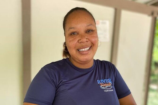 river-rapids-in-jamaica-with-french-tour-guide