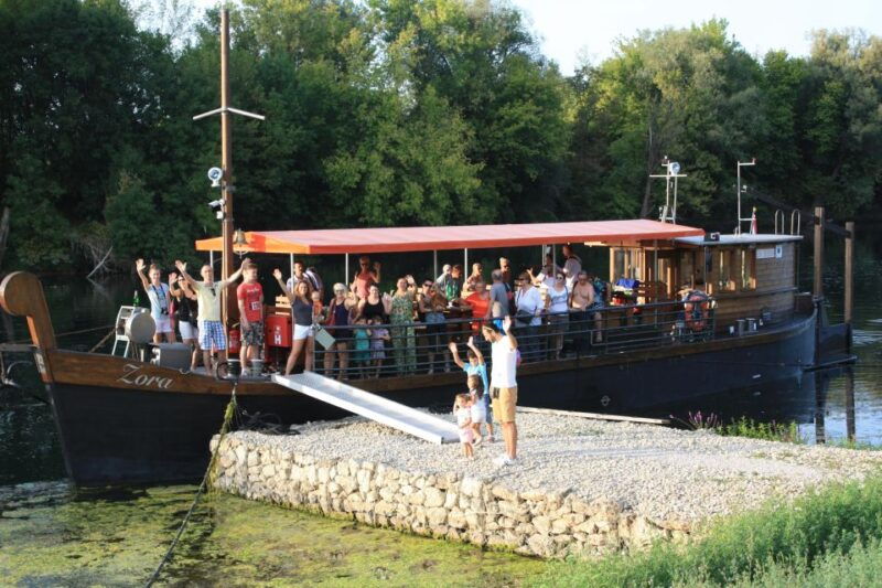 riverboat-tour-by-replica-of-a-traditional-zitna-lada-boat