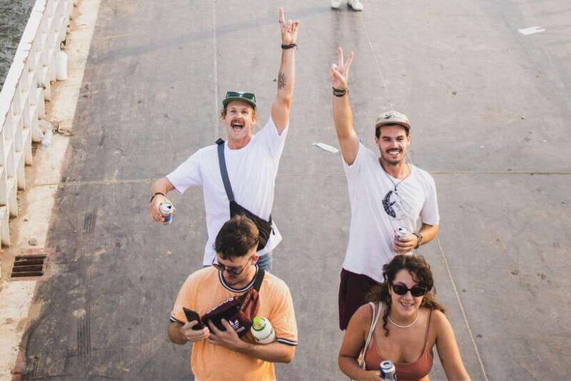 riverside-walking-tour-with-snack-drinks-local-ferry-ride